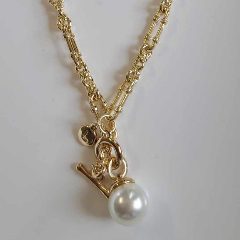 Stunning Pearl Drop Necklace | Yellow Gold