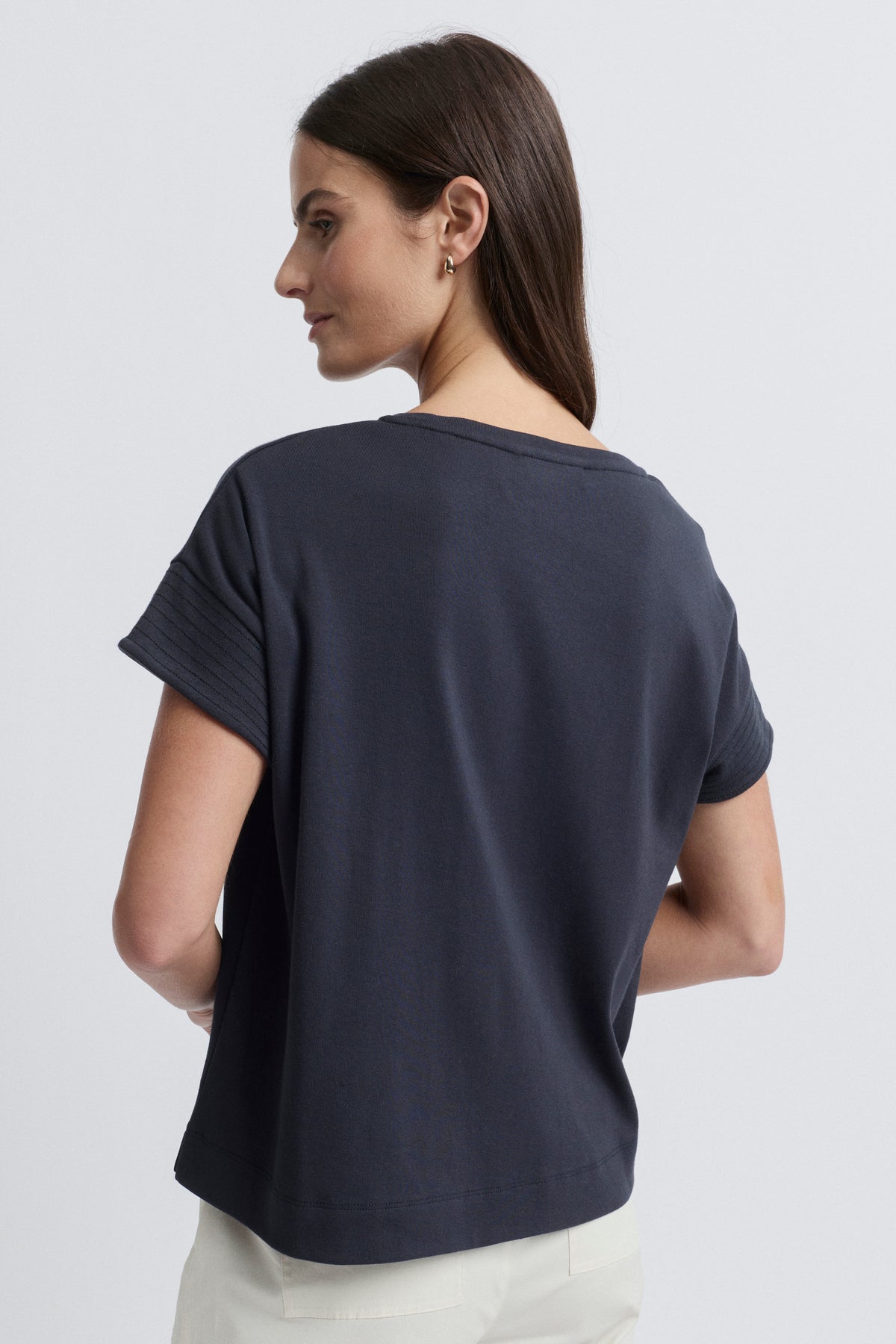 Solitude Tee | Yarra Trail