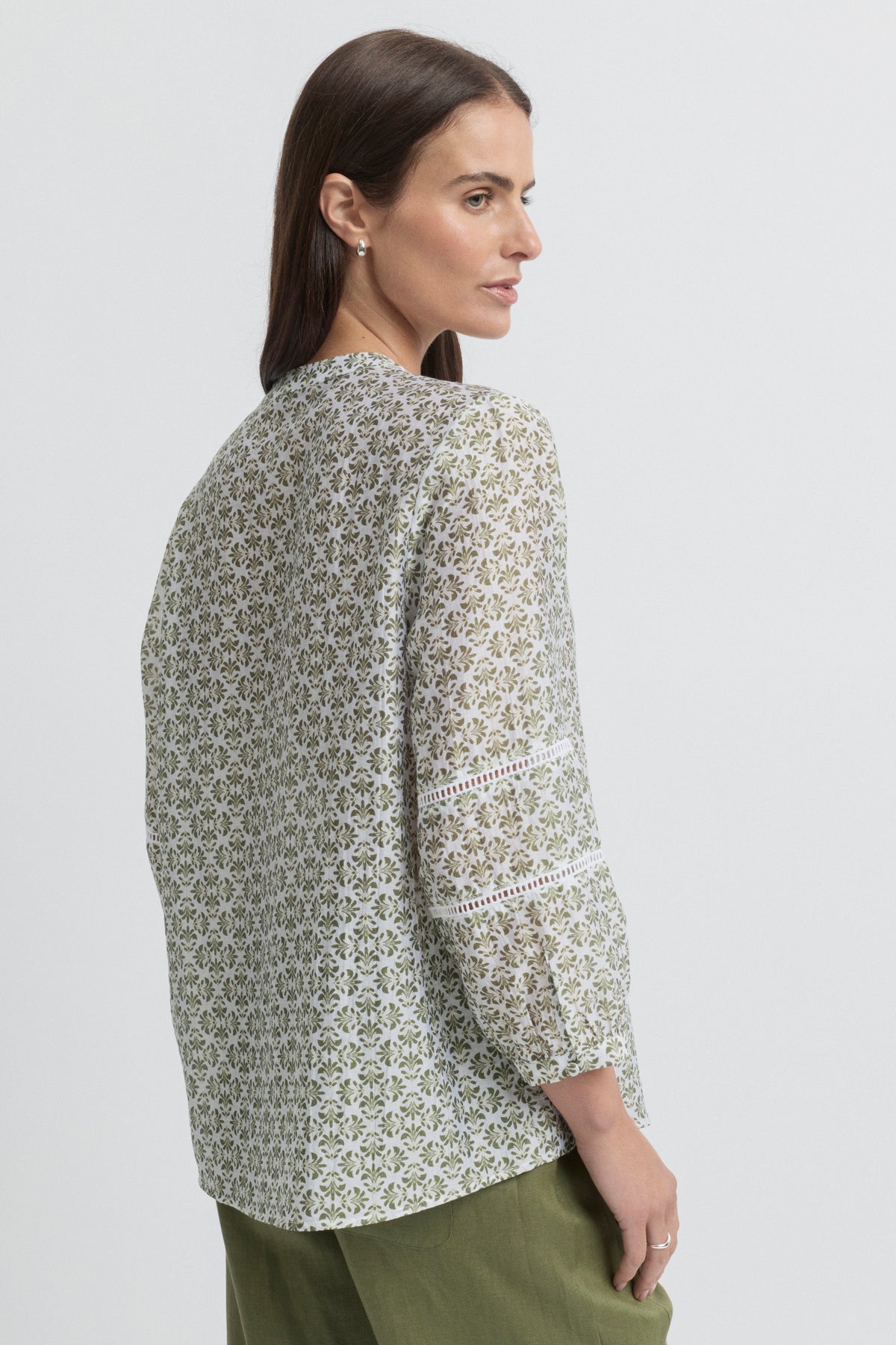 The Vine Blouse | Ecru/Lawn | Yarra Trail