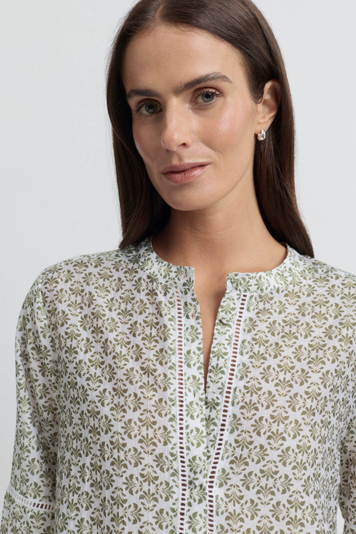 The Vine Blouse | Ecru/Lawn | Yarra Trail