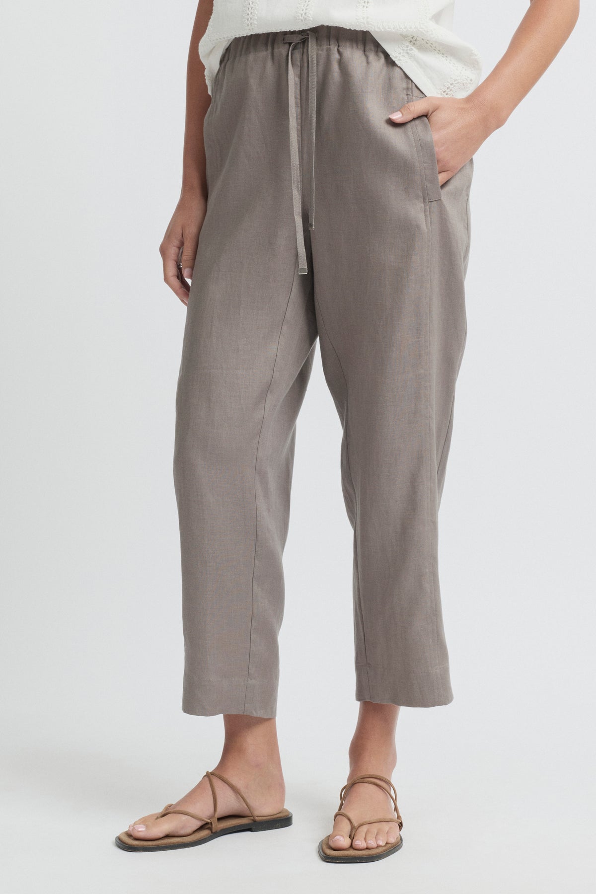 Tirari Slim Leg Linen Pant | Yarra Trail